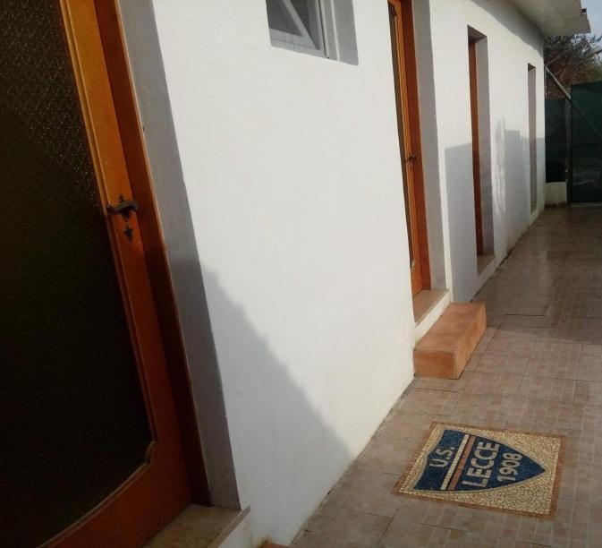 Guest House Parabita Luaran gambar