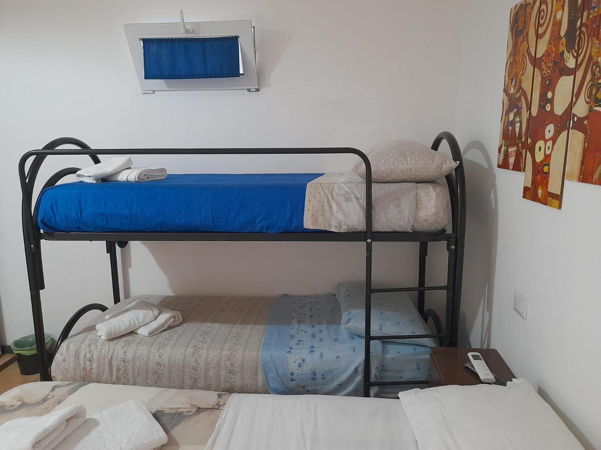 Guest House Parabita Luaran gambar